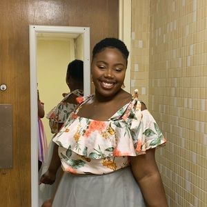 Meet your Posher, Kayla